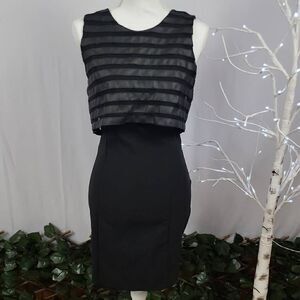 BLACK Sleeveless Pencil Dress with Cape Upper [SIZE 10]‎